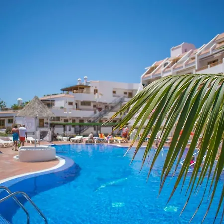 Apartment Geranios *
